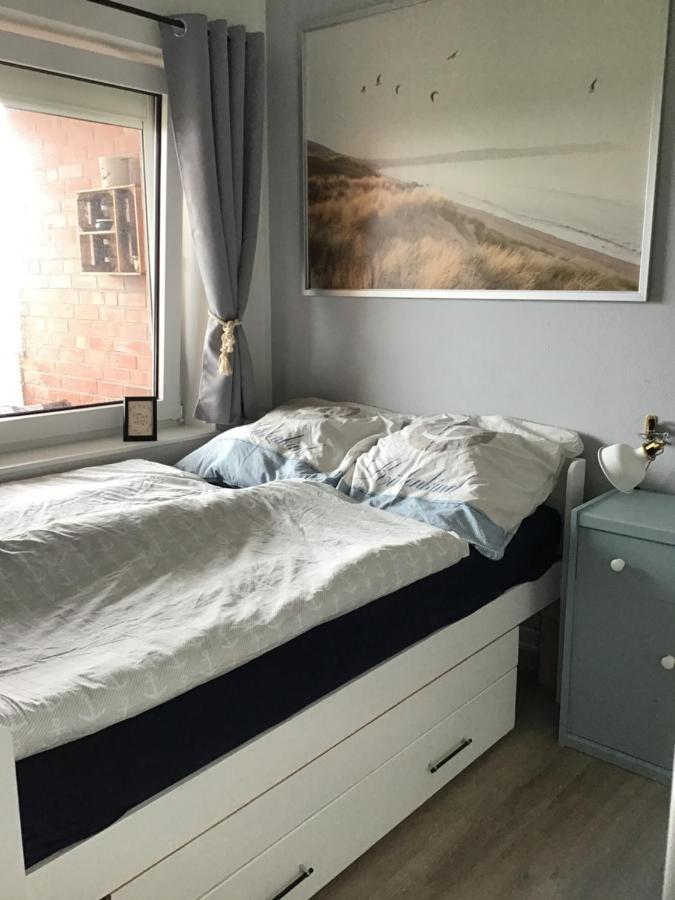 Liebevoll Eingerichtete Ferienwohnung Luettje Koje Dornum Extérieur photo